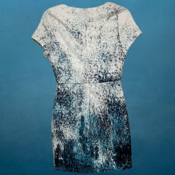 NWT $98 TOBI | Melia | Cutout Midriff | Ombre | Watercolor Dress in Blue & White - Picture 5 of 10